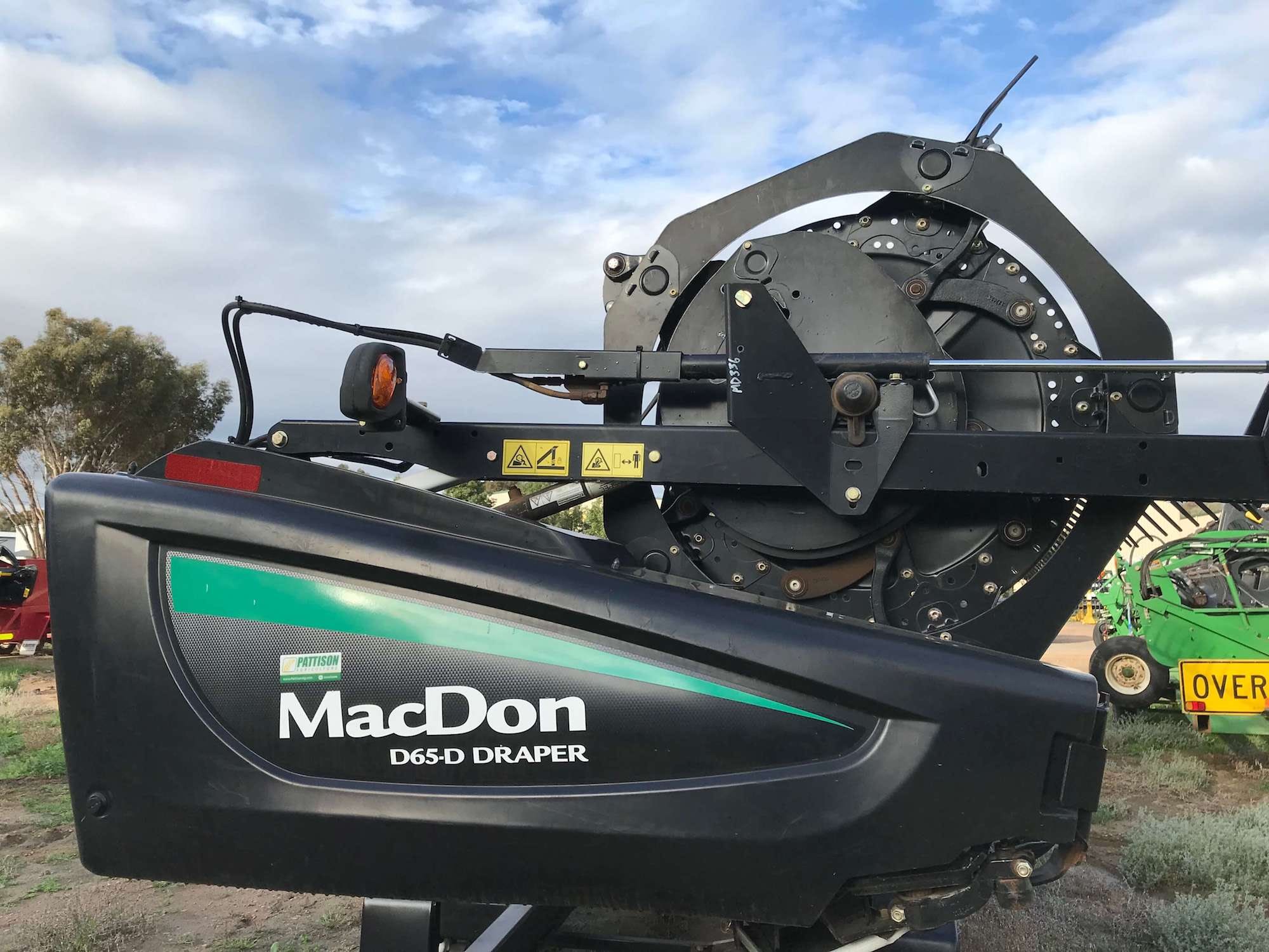 Macdon-45 foot-draper Macdon-45 foot-draper